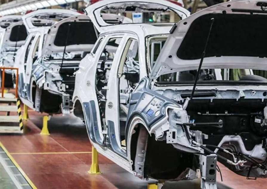 The Crisis in Germany's Automotive Industry